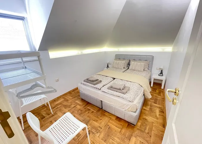 شقة 'shell' Flat In The Center