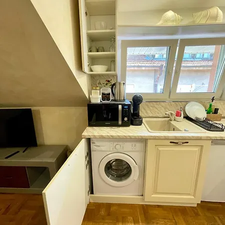 'shell' Flat In The Center Apartment Burgas